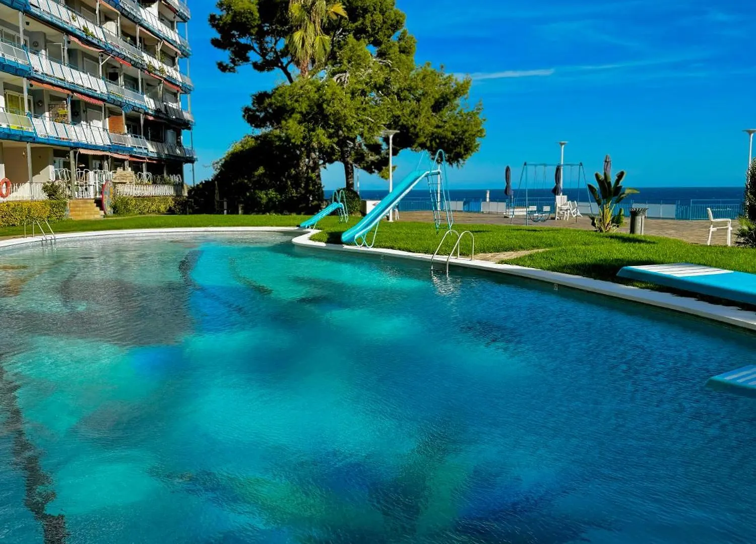Apartamento Canet De Mar - Primera Linea De Playa - Increibles Vistas Al Mar 0*,  Spagna